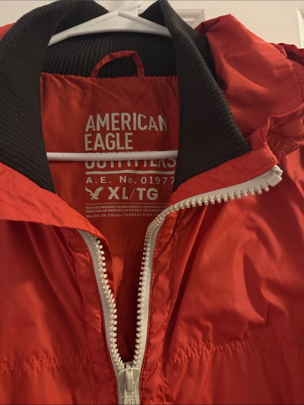 American Eagle Outfitters Bright Red Hooded Jacket - Picture 2 of 8